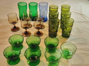 lot 6 image: MCM Glassware