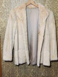 lot 107 image: Womans Fur Jacket