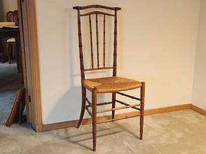 lot 33 image: Vintage Chair