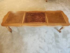 lot 38 image: Vintage Coffee Table
