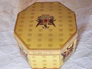 lot 93 image: Vintage Hats