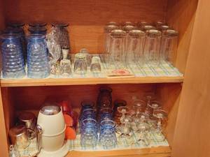 lot 130 image: Vintage Bar Glasses, etc