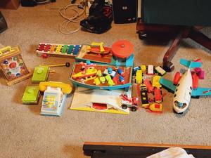 lot 140 image: Vintage Fisher Price #1