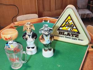 lot 139 image: Vintage Bar Items