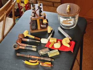 lot 137 image: Vintage Pipe Smoking Lot