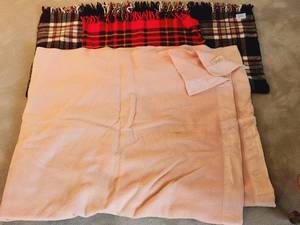 lot 159 image: Vintage Woolens