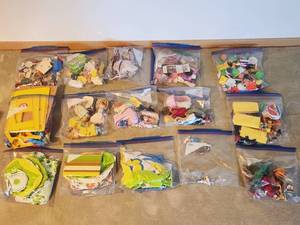 lot 181 image: Vintage Doll Items in Bags
