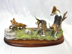 lot 20 image: RARE 1983 Fox Hounds by Andrea #6731 (11.25 Long)