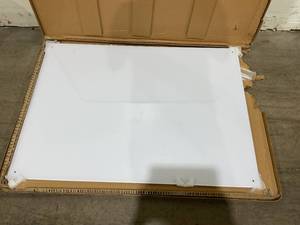 lot 225 image: Queenlink Magnetic Glass Whiteboard