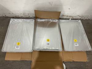 lot 242 image: LOT OF 3 - New Star Foodservice 18-Gauge Aluminum Sheet PanBun Pan