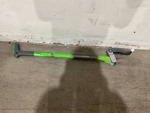 lot 262 image: GrootPow Garden Weeder