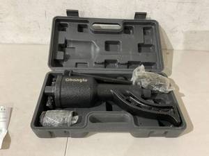 lot 374 image: T & E Tools QL-58A Torque Multiplier Nut Wrench