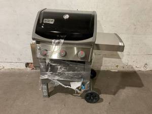 lot 1 image: Weber Spirit II E-310 3-Burner NATURAL GAS Grill