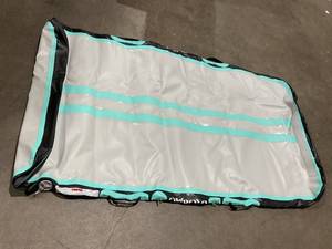 lot 391 image: OWROMI Mint GreenBlack Tumble Track Mats with Electric Pump