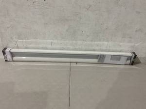 lot 392 image: Grandekor White 35 x 64 inch Cellular Cordless Blind