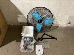 lot 23 image: pasapair 24 Industrial Oscillating Wall Fan