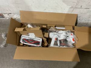 lot 30 image: REDKEY Cordless Vacuum Cleaner - WhiteOrange