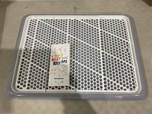 lot 445 image: Pet Awesome Gray Dog Potty Tray Pee Pad Holder