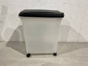 lot 459 image: IRIS USA 33qt25lbs Black & Clear Airtight Pet Food Storage Container