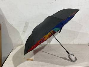 lot 462 image: SIEPASA Inverted Reverse Upside Down Umbrella - Black with Red Peacock Design