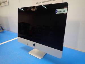 lot 61 image: Apple&nbspiMac14,1 A1418 ME086LLA &nbspINTEL(R) CORE(TM) I5-4570R CPU  2.70GHZ  16GB DDR3 SDRAM  1TB HDD  Includes IOS and power cable &nbspchips, cracks and large wear spots on screen