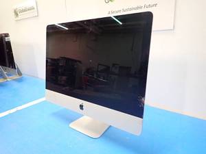 lot 62 image: Apple&nbspiMac16,2 A1418 MK452LLA &nbspINTEL(R) CORE(TM) I5-5675R CPU  3.10GHZ  16GB LPDDR3 SDRAM  1TB HDD  Includes IOS and Power Cable  Chip and crack on right side of screen