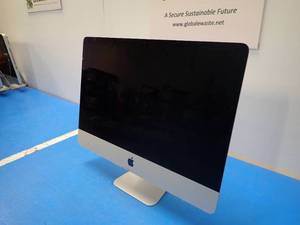 lot 64 image: Apple&nbspiMac14,1 A1418 ME086LLA &nbspINTEL(R) CORE(TM) I5-4570R CPU  2.70GHZ  8GB DDR3 SDRAM  1TB HDD  Includes IOS and Power Cable &nbspchip in edge, many minor blemishes&nbsp