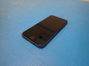 lot 81 image: Apple&nbspiphone 8 A1863  64GB of storage  Cellular Carrier Unlocked  Includes Charging cable &nbspScratches on screen