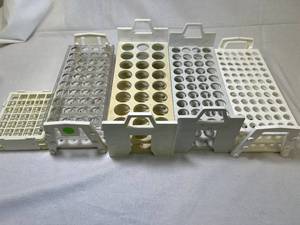 lot 17 image: Set of 5 Plastic Test Tube Racks