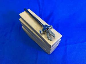 lot 66 image: 4 Three Finger Utility Clamps, Zinc Plated Nickel Alloy