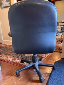 Ultra-Comfortable Ergonomic Leather Office Chair - Gunmetal Grey