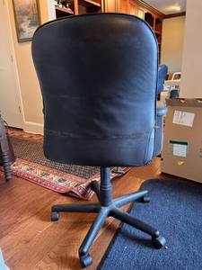 Luxury Rolling Leather Office Chair - Black
