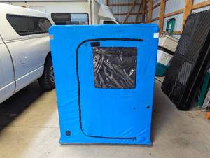 lot 102 image: CLAM 2000 2 MAN POP UP SUITCASE ICE HOUSE