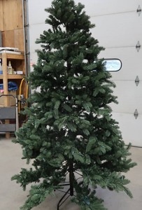 lot 2 image: BEAUTIFUL 7.5 FOOT NATURAL SPRUCE ARTIFICIAL TREE