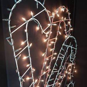 lot 6 image: SIX VINTAGE CANDY CANE LIGHTS