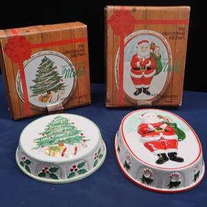 lot 46 image: SET OF 2 CHRISTMAS HANDPAINTED CERAMIC MOLDS