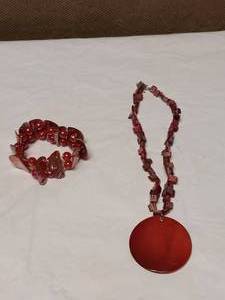 RED NECKLACE AND BRACELET SET