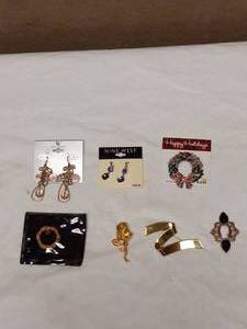 EARRINGS AND PENDANTS