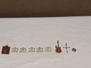 9 CHAIN CHARMS