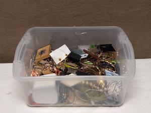 LARGE TOTE OF FASHION JEWELRY ACCESSORIES