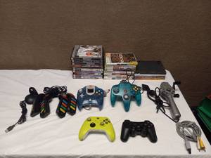 ASSORTED GAMING ACCESSORIES