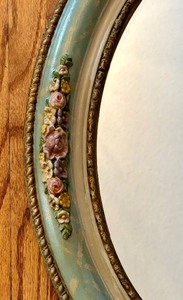 lot 72 image: Vintage Floral Accented Wall Mirror