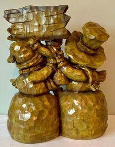 lot 107 image: Resin Mr. and Mrs. Snowman Figurine
