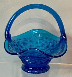 lot 127 image: Vintage Blue Glass Weaved Candy Basket