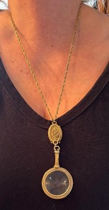 lot 244 image: Vintage Perfume Necklace