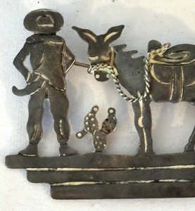 lot 245 image: Sterling Silver Western Brooch
