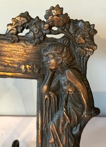 lot 246 image: Vintage Bronze Art Nouveau Frame