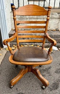 lot 298 image: Vintage Wooden Office Chair on Casters