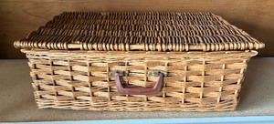 lot 306 image: Vintage Wicker Suitcase