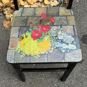 lot 311 image: Fantastic Decorative Painted Wooden Chair